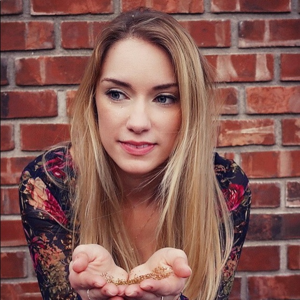 Meet your Posher, Jessica